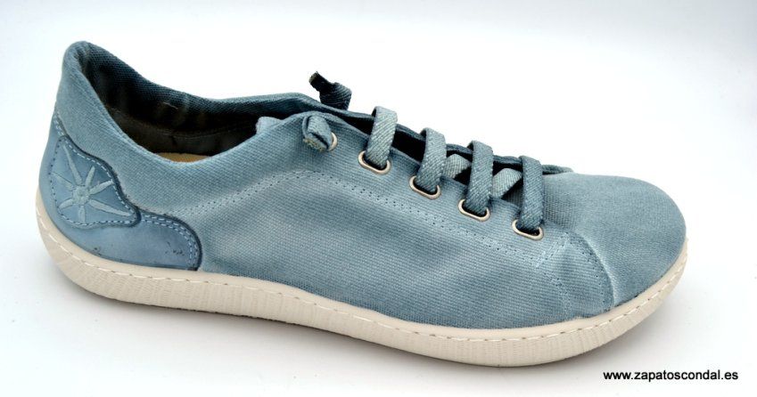 Sunni Sabbi Miyako jeans.