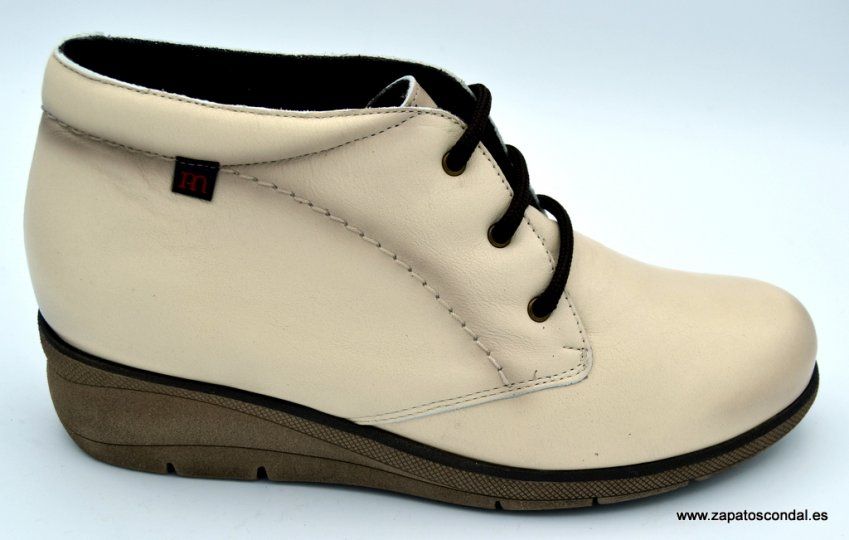 Pepe Menargues 20647 beige