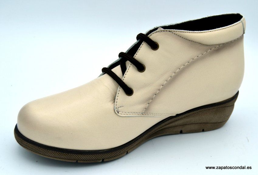 Pepe Menargues 20647 beige