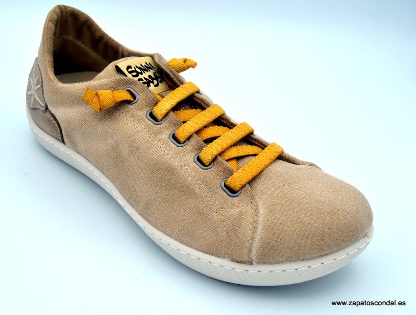 Sunni Sabbi Miyako cuero.