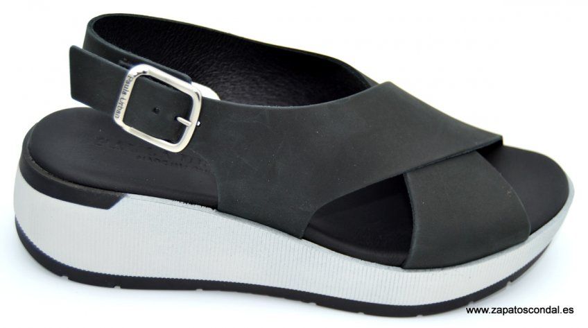 Paula Urban 8 52