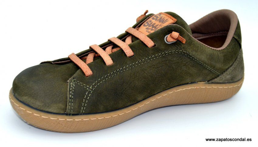 Sunni Sabbi Nantai kaki.