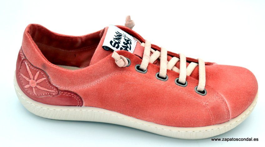 Sunni Sabbi Oshima rojo