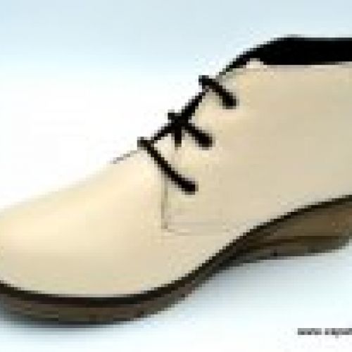 Pepe Menargues 20676 beige