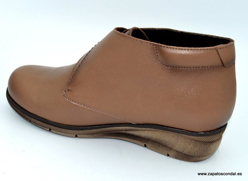 Pepe Menargues 20658 taupe cuña 3,5cm.